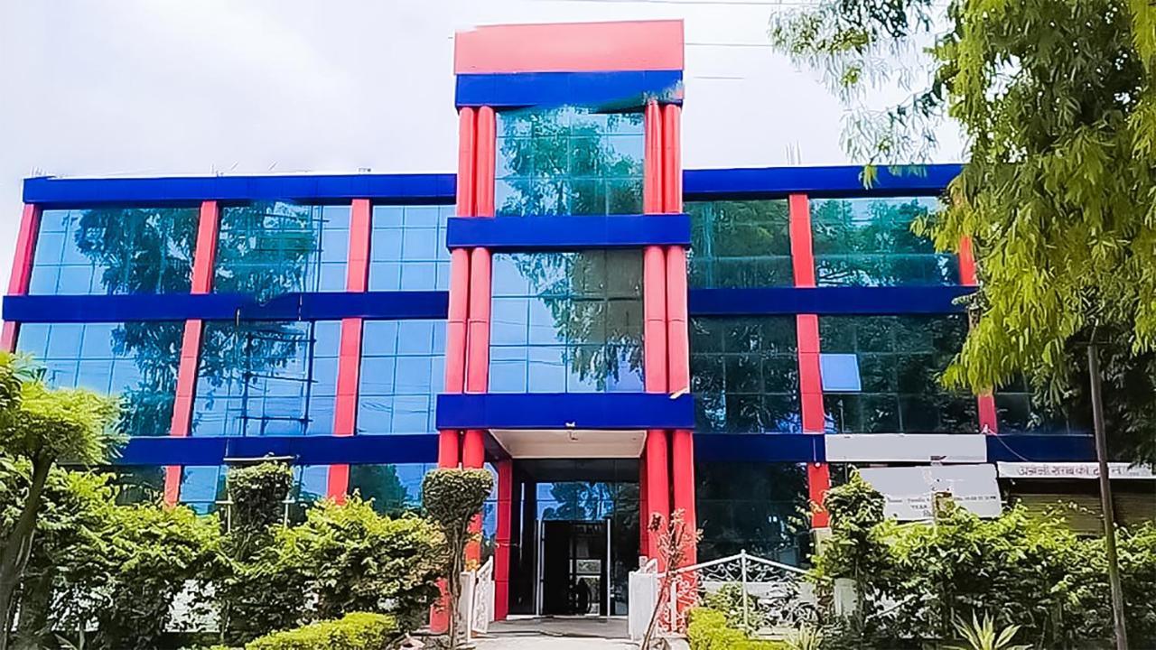 Roomshala 110 Hotel Mulaqaat - Shiv Nadar University Dadri Exterior foto